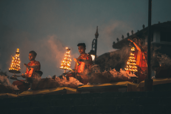 Devotees performing Ganga aarti on the banks of river Ganga